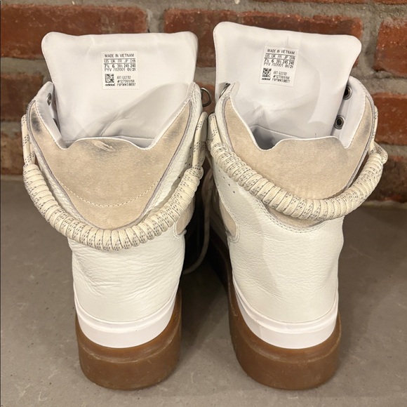 adidas White and Tan Ankle Boots - Picture 8 of 9